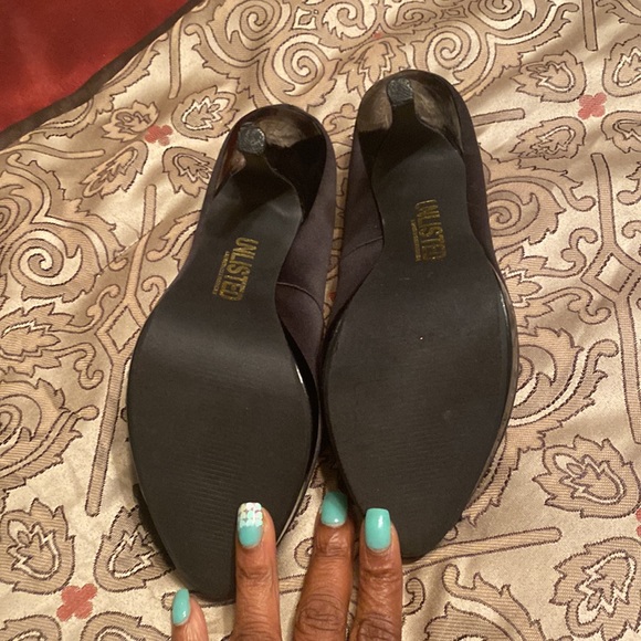 Unlisted Satin Heels with bow - R - Picture 3 of 4